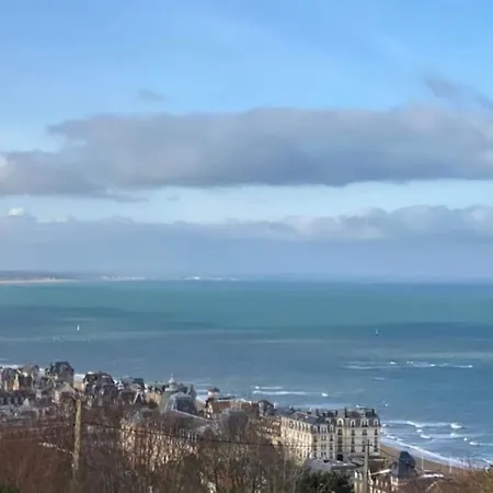펜션 Le Pommier Normand *
